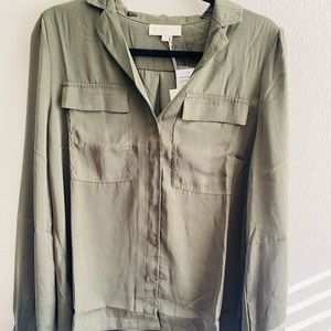 Melloday Long Sleeve Satin Utility Shirt- Medium Fern color